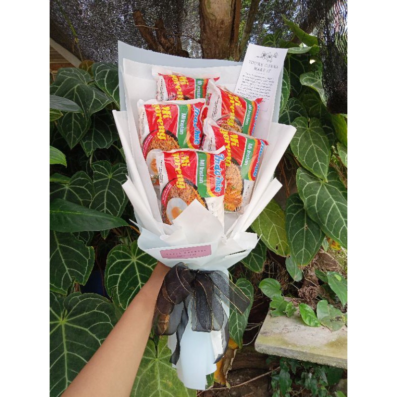 

BUKET/ BOUQUET SNACK MURAH INDOMIE