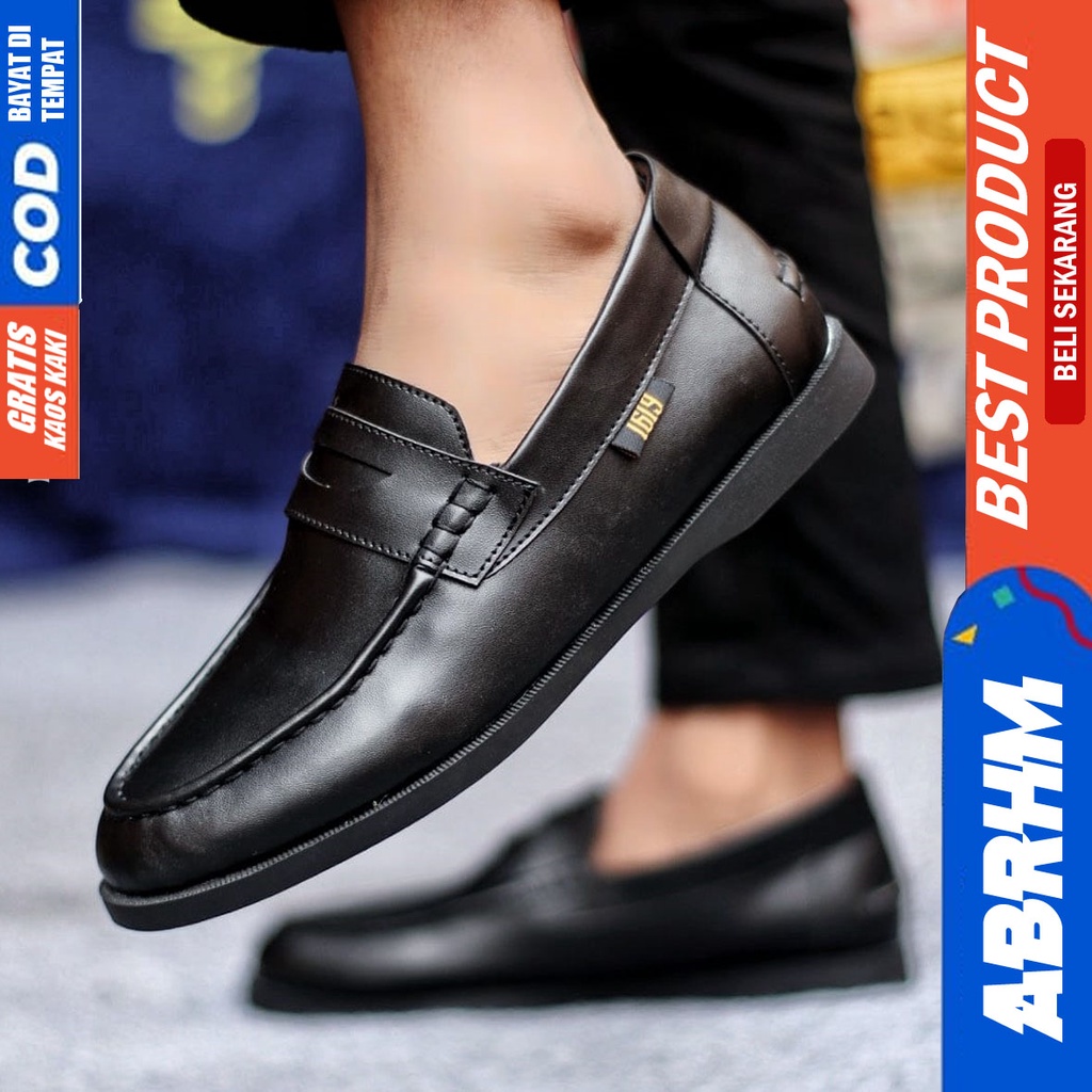 Sepatu Casual Pria Formal Slip On Pantofel Kulit Pu Kerja Kantor Kondangan Kuliah Hitam Fashion Shoes Terbaru Murah Kekinian Original PENNY ABRHM