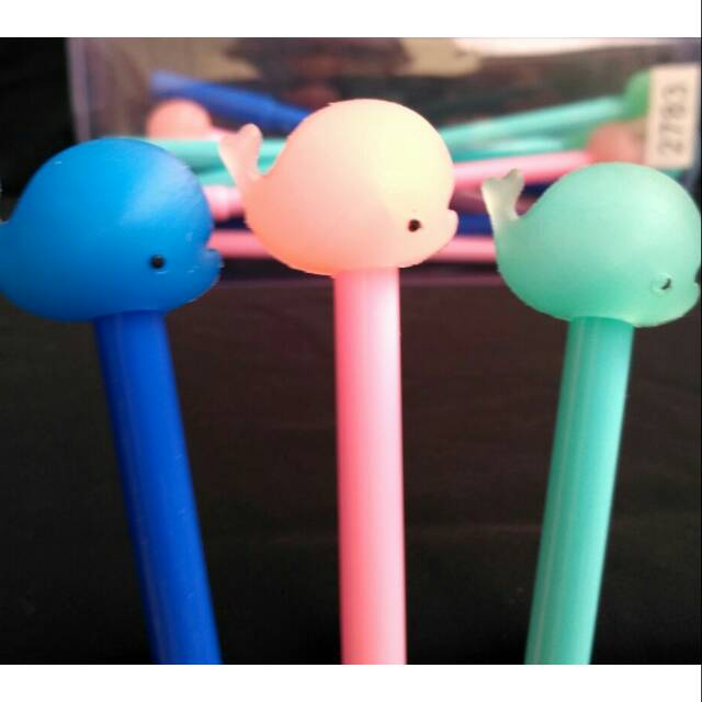 

Pulpen motif paus