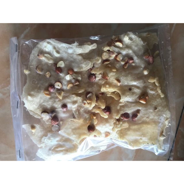 

Peyek kacang wonogiri