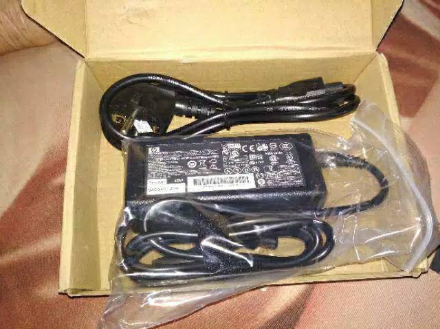 Adaptor Charger Laptop HP 1000 1000 1000 G2 G42 CQ42 CQ61 CQ43 DM4 G4HITAM