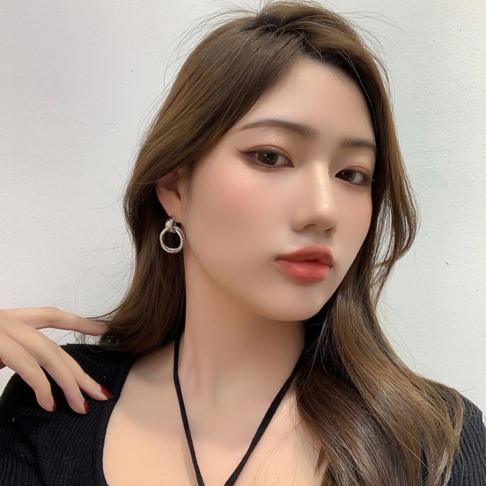 Needway Anting Wanita Manis Menawan Elegan Fashion Unik Simple Bulat