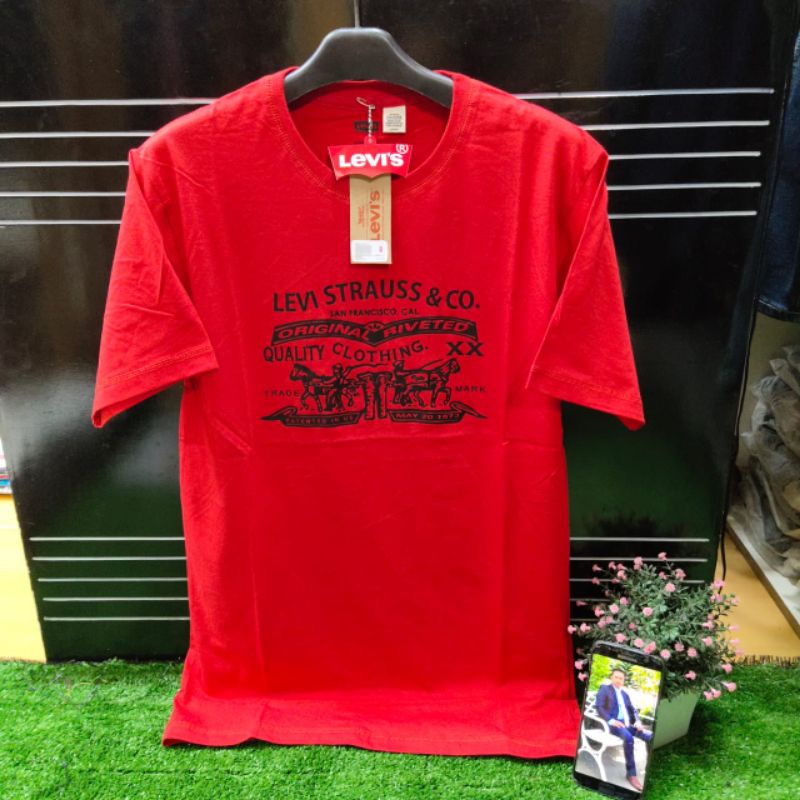 Kaos oblong cowok/kaos Levis import