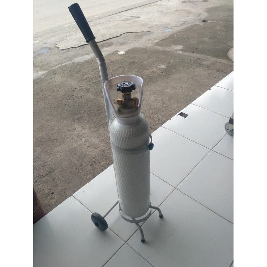 Tabung gas oksigen