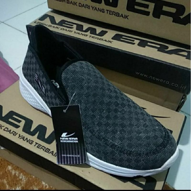 sepatu termurah new era DERICO orginal slip on kekinian Trendy elegant keren