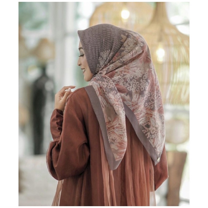 Les Amities Buttonscraves-Mocha