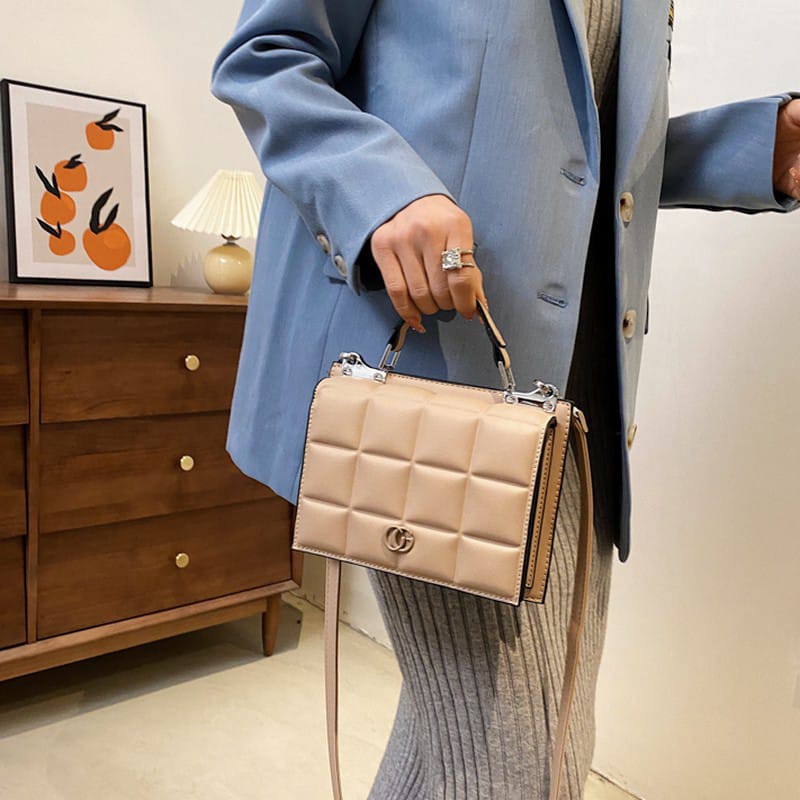 ID - PROMO  TERMURAH Tas Selempang Import Wanita D718 Model Terbaru 2021 / Tas Pesta wanita / tas