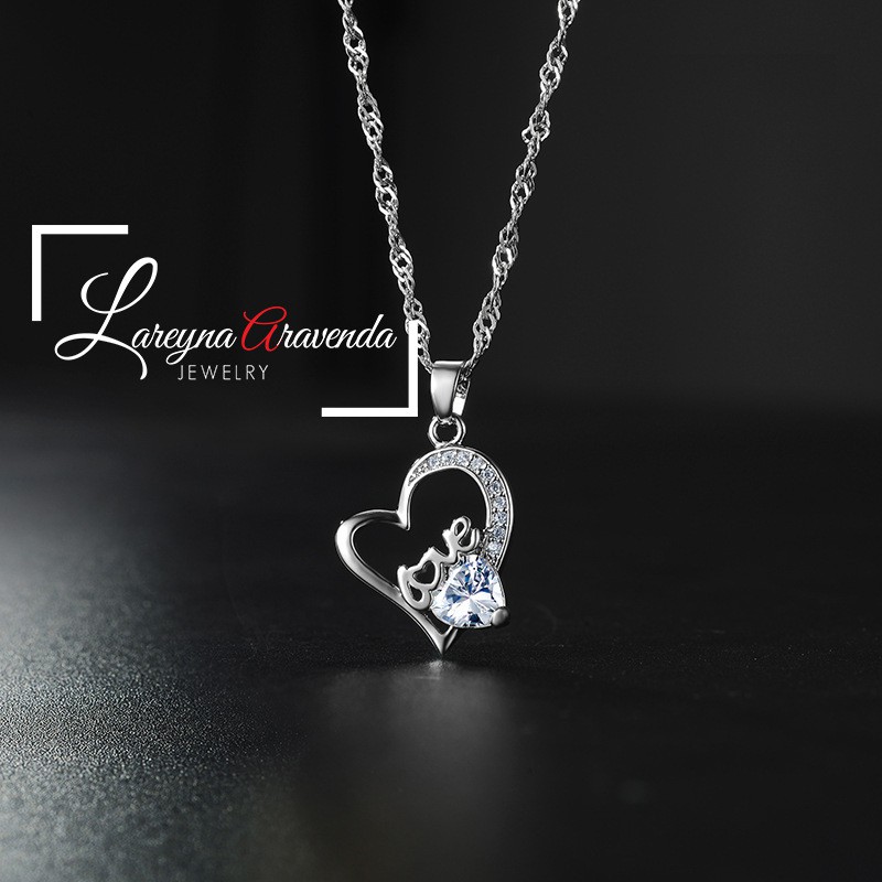Lareyna Aravenda Kalung Titanium + Liontin Wanita Endless Love Crystal KL003