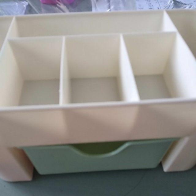 Rak Kotak Meja Rak Organizer Kosmetik