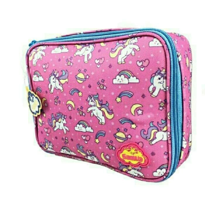 

Terlaris Kotak Pensil Anak Merk Sanwa Kanvas Motif Super Lucu Bahan