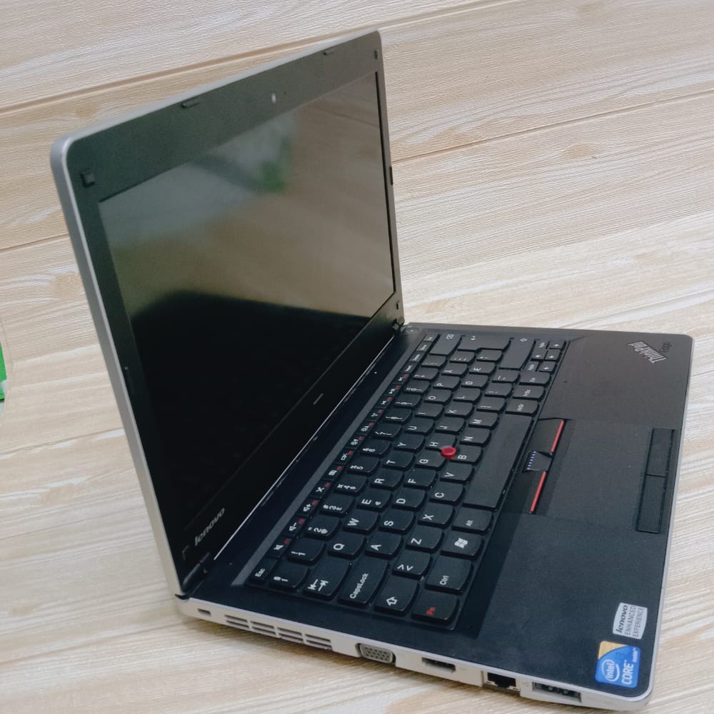 LENOVO THINKPAD EDGE INTEL CORE i3 GEN 1ST RAM 4GB HDD 320GB