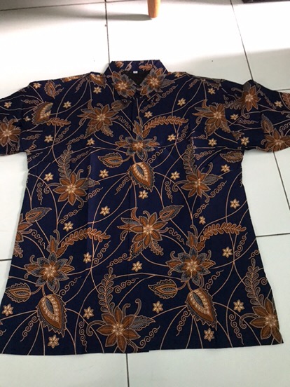 Batik Solo Kembang Biru Pendek Kemeja Pria Katun Halus Sragenan Full Furing