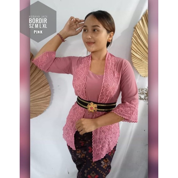 Kebaya Bordir Motif Bunga Teratai