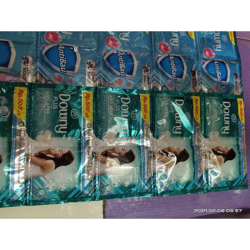 DOWNY PEWANGI BAJU Rp 1000*12 BKS,BANYAK WARNA