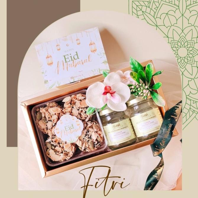 

HAMPERS LEBARAN PREMIUM PARCEL REALFOOD BIRDNEST MINUMAN SEHAT PL066 DFHD3215SE