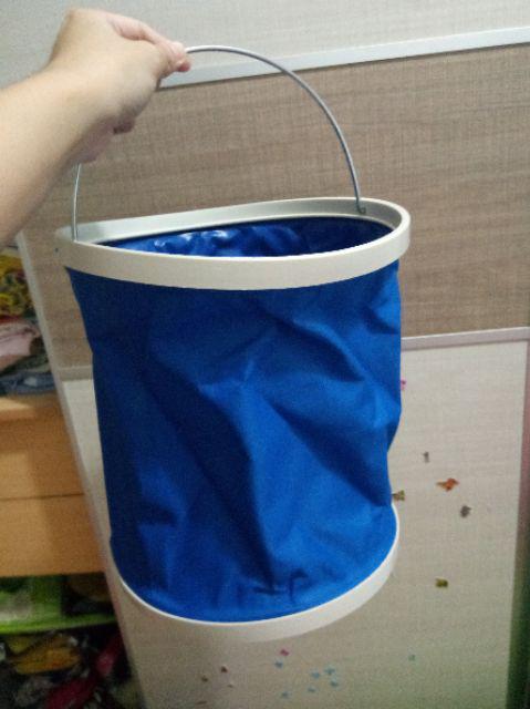 Ember Lipat 11 Liter Folding Bucket Fishing Cuci Mobil Camping
