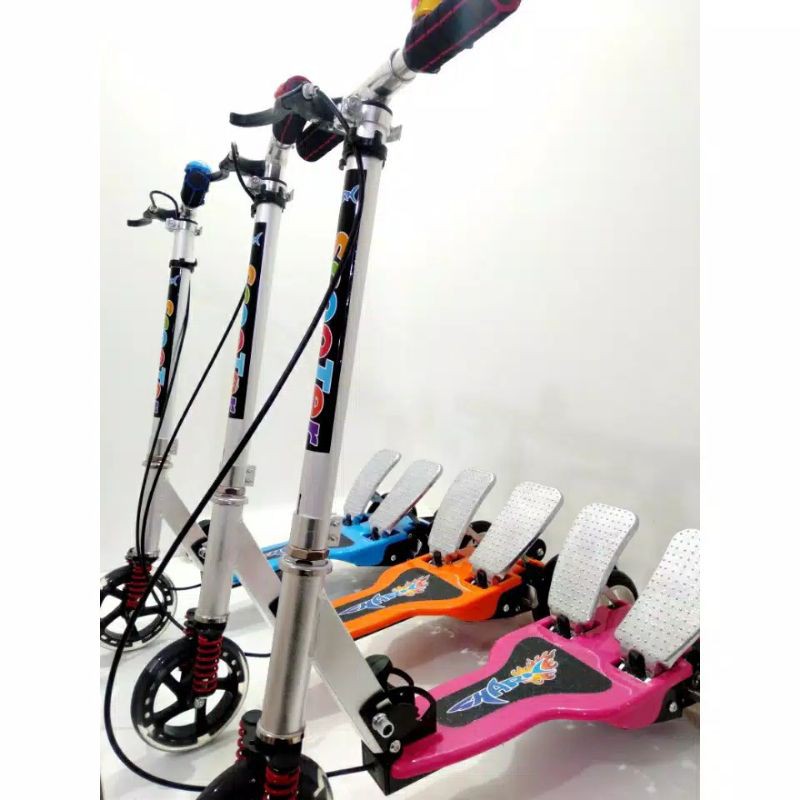 Skuter Dual Pedal / Skuter Genjot / Scooter Otoped
