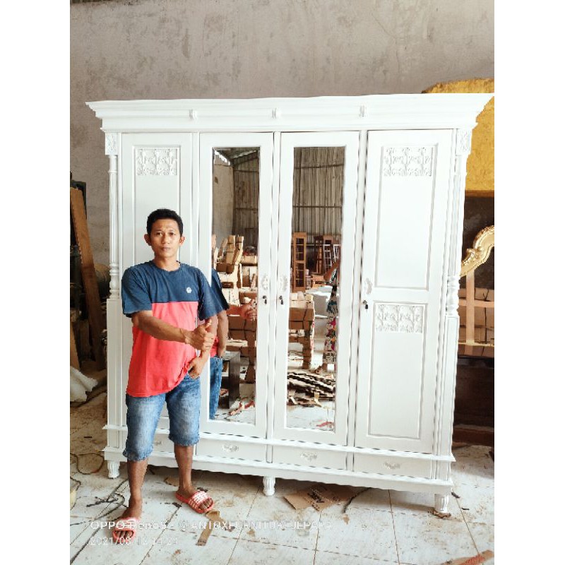 lemari pakaian minimalis mebel Jepara/lemari ukiran furniture Jepara
