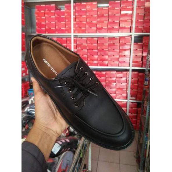 KHUSUS >>> Sepatu Pantofel Yongki Komaladi Hitam kulit asli 39-43