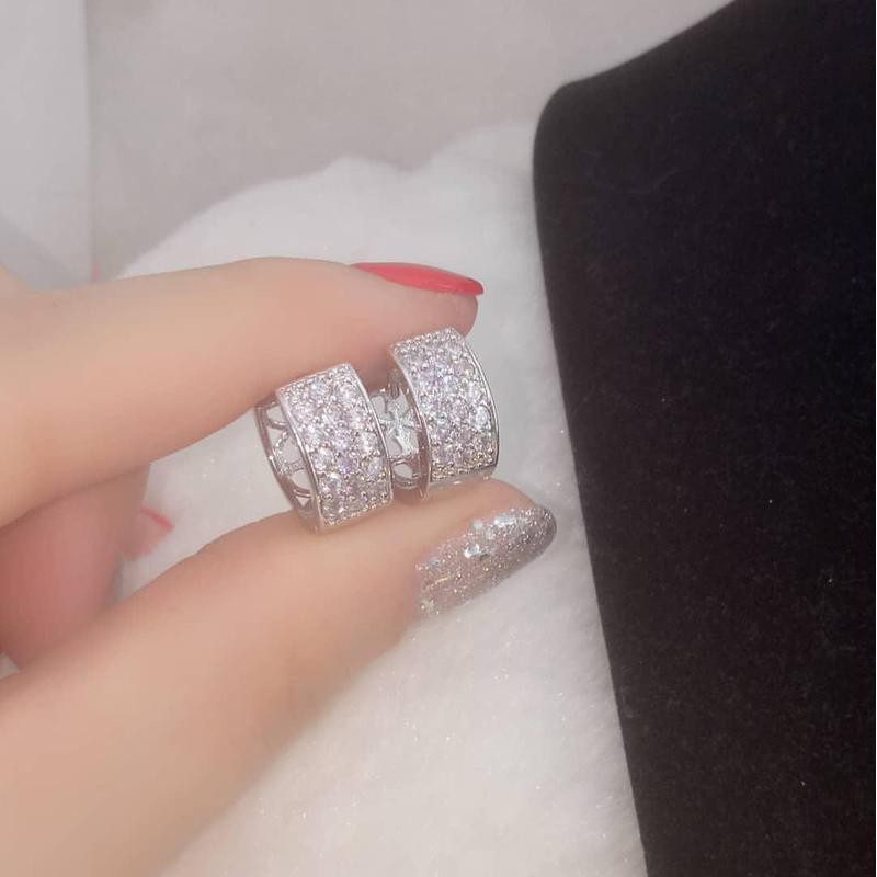 Anting Giwang Silver Diamond Titanium Xuping Antikarat