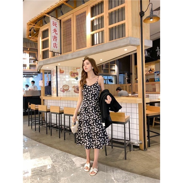 crash landing on you son ye jin Yoon se ri floral dress print Daisy// midi dress Korean drama Kawaii elegan elegant bunga tali spageti strap spaghetti MIDI mini dress