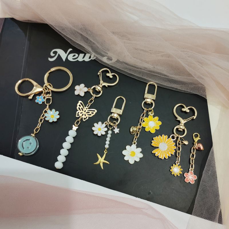 Bag Charm , Keychains Impor , Gantungan Tas / Gantungan Hp , Aksesoris Hp , Aksesoris Tas