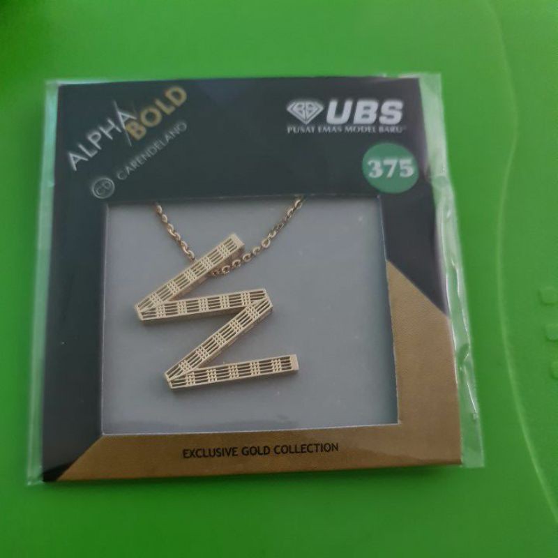 Kalung alpha bold huruf W kadar 375 UBS