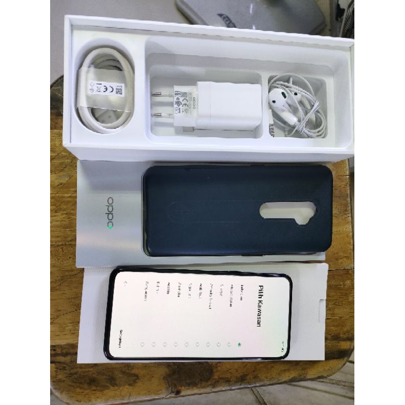 OPPO RENO 2 8/256 (SEKEN)