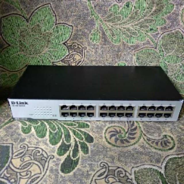 Switch hub D-Link Des 1024D port 24