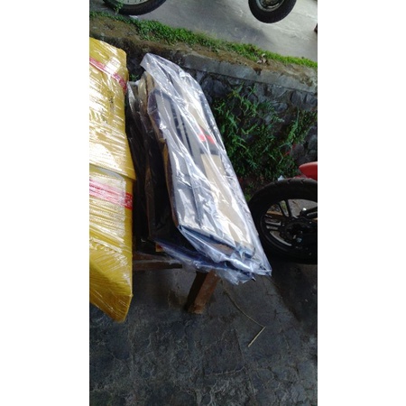 GRIL MODIFIKASI LAMBANG MITSUBISHI PNP L-300