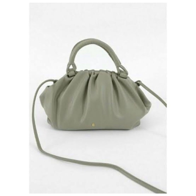 Cloud Bag Buttonscarves