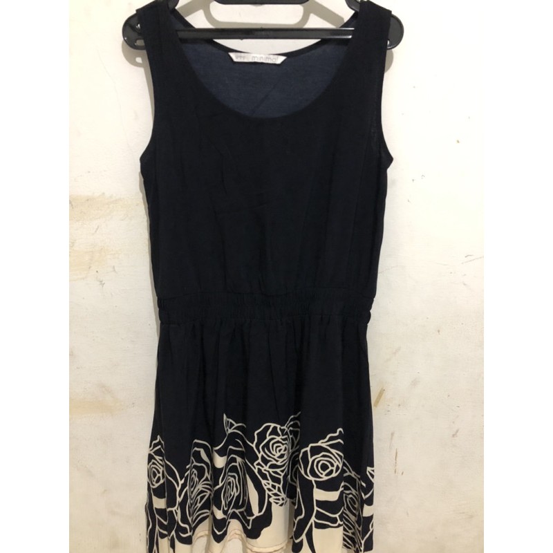 Preloved Dress Minimal