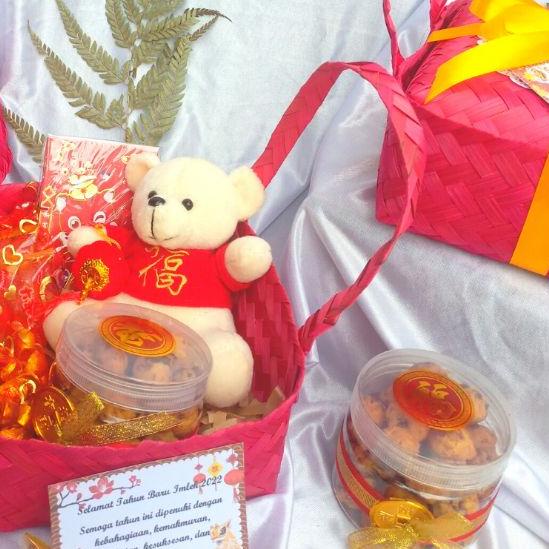 

➩ Hampers Unik / Gift Box / Kado Nikah Anniversary Wisuda Ultah ➨
