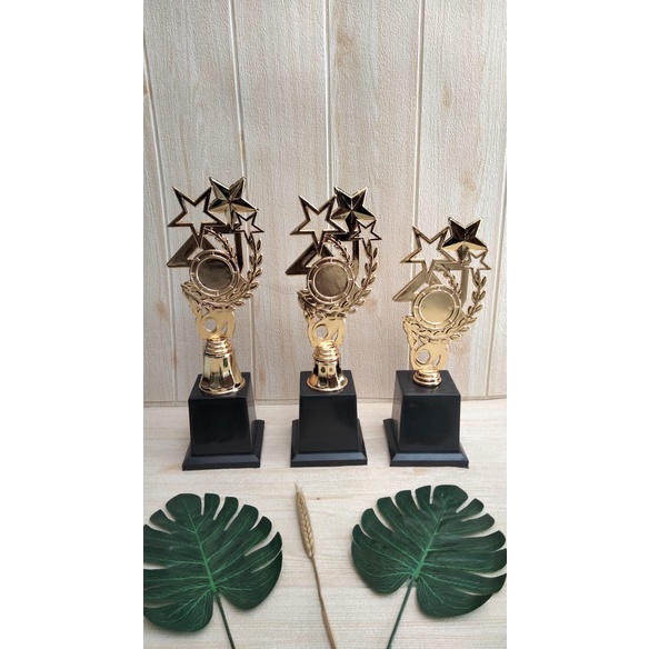 Piala Harga Grosir Trophy Kejuaraan Piala Lomba