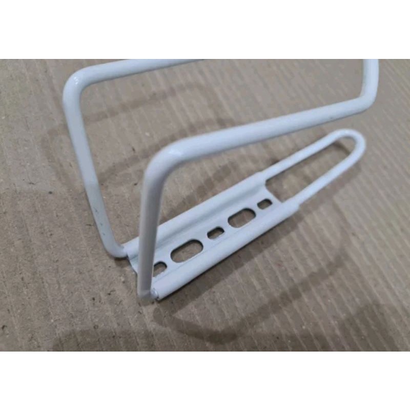 Bottle Cage Holder Tempat Botol Dudukan Bracket Minum Sepeda Alloy Alumunium Warna putih White tempat botol sepeda bicycle