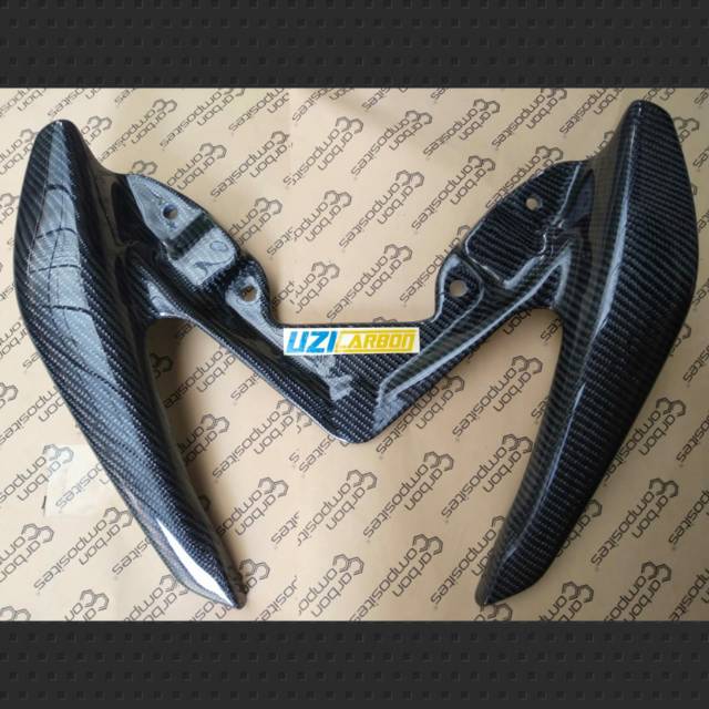 BEHEL POTONG NMAX OLD CARBON KEVLAR