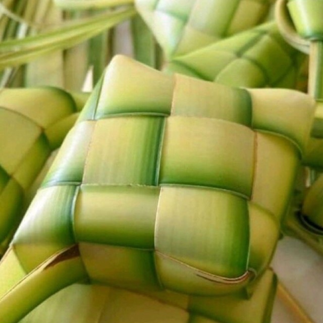 

ketupat kosong per pcs