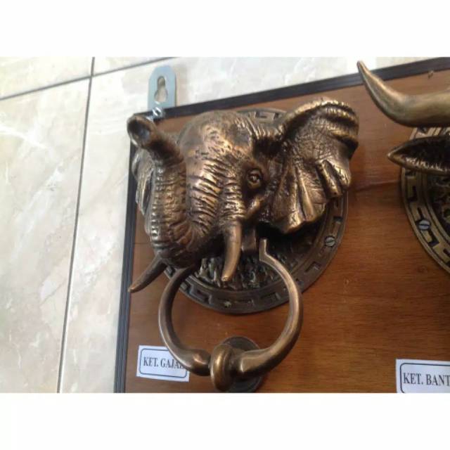 Ketukan Pintu Rumah Pagar Kuningan Antik Motif Gajah 14cm