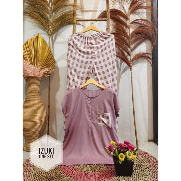 PAJAMAS IZUKI ONE SET