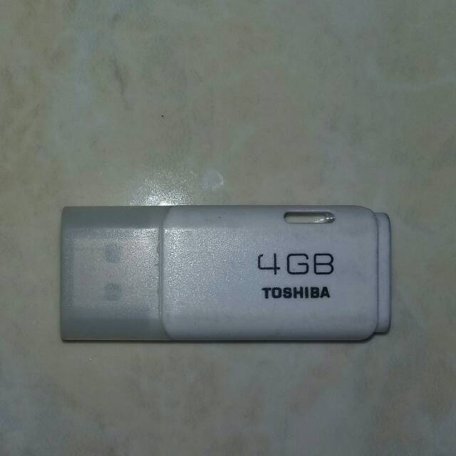 FLASHDISK TOSHIBA 4 GB