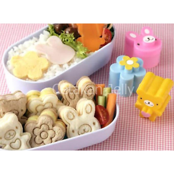 

Bear Rabbit Flower Bread Sandwich Cutter