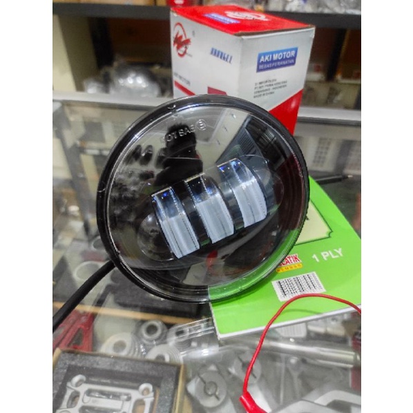 Lampu Daymaker  C70, C50_Pispot UK 4,5 Inchi import 2 mode