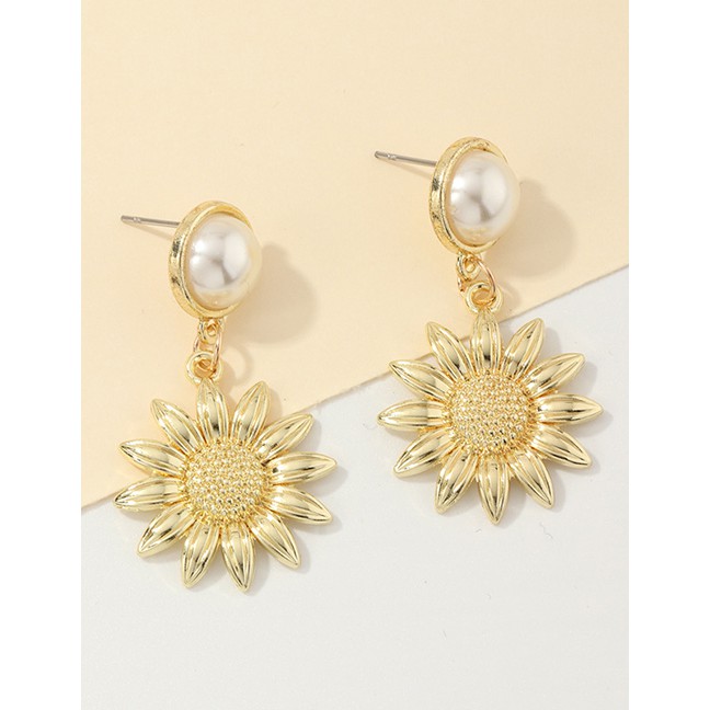 LRC Anting Tusuk Fashion Sun Flower Gold Color Small Daisy Snowflakes Woven Pearl Chain Earrings K26