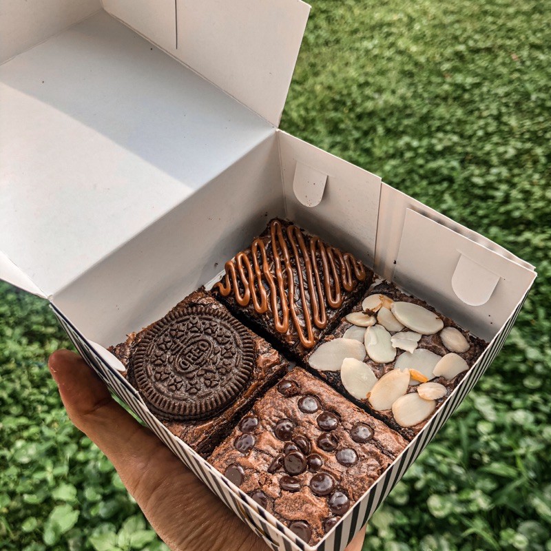 BROWNIES MIX S Coklat Panggang Sekat Kekinian cemilan BROWNIES MIX S Coklat Panggang Sekat Kekinian cemilan