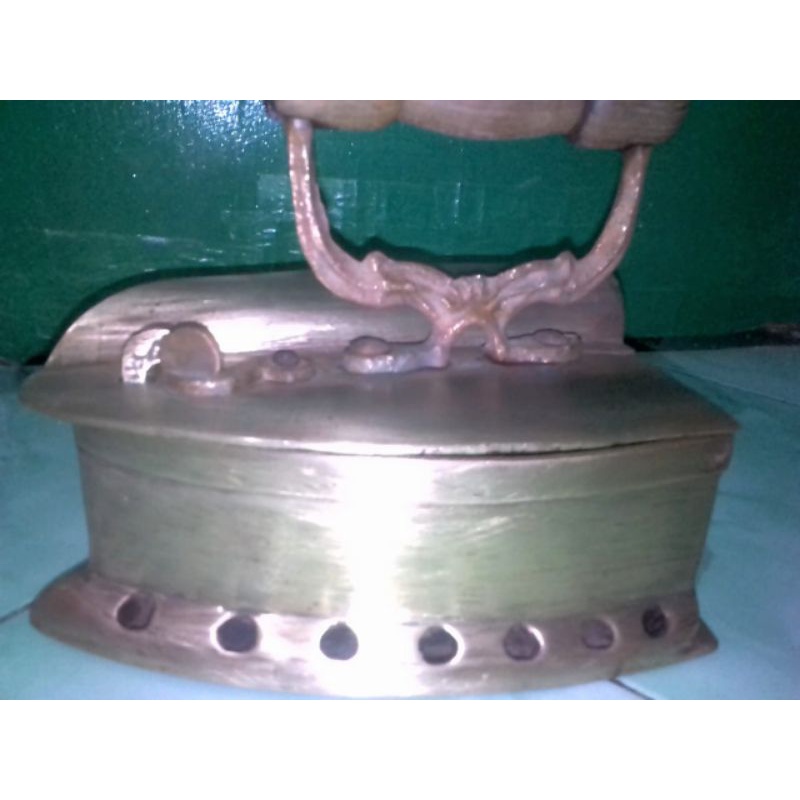 Jual strika arang jaman dulu | Shopee Indonesia