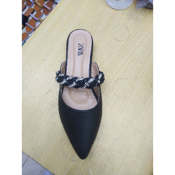 sandal sepatu zara