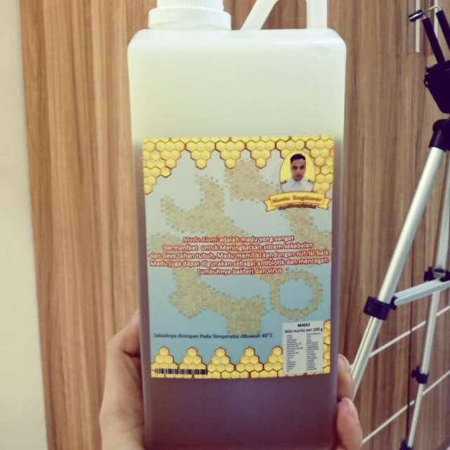 

Madu hutan asli dari hutan badui
