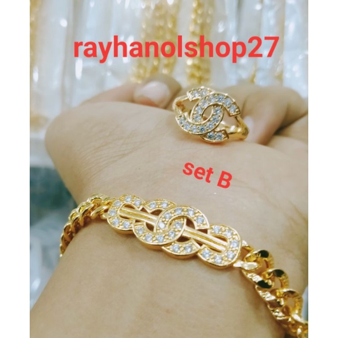 Perhiasan wanita titanium gold set Gelang tangan free cincin motif pilihan permata Cristal putih lapis emas 22 k