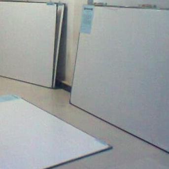 

whiteboard gantung 120 x 240cm