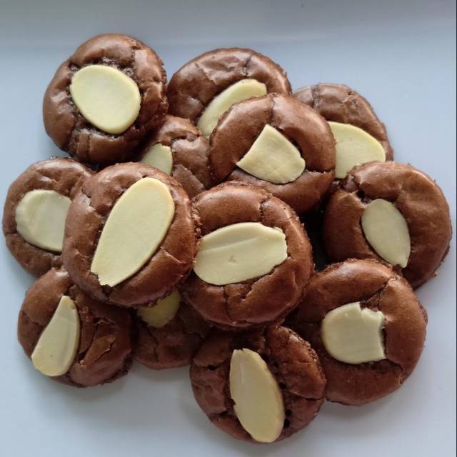 

BROWRING topping Almond